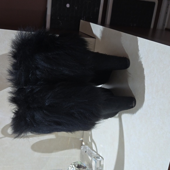 Prada black platform boots with fur . Size 38 - Picture 3 of 5